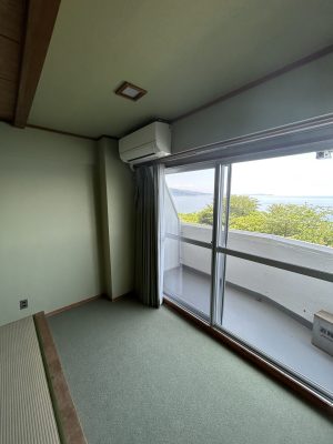 リフォーム後：クロス貼り